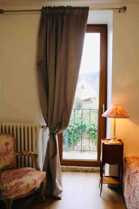 Maison Celeste นุย-แซ็ง-ฌอร์ฌ ภายนอก รูปภาพ